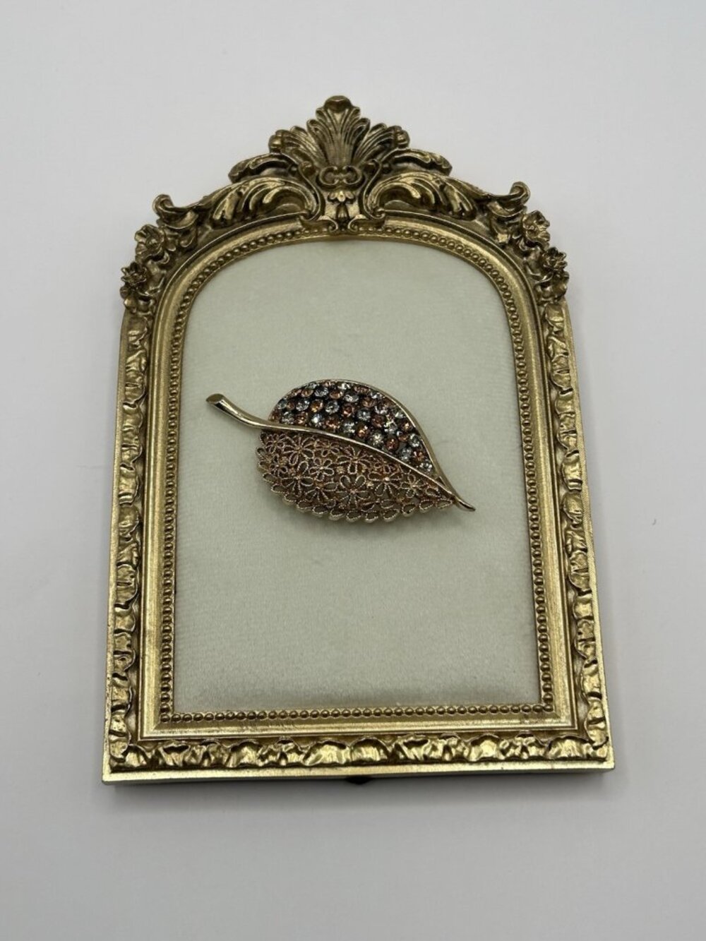 Vintage Karu Arke Brooch Gold Tone Leaf Gray & Amber Rhinestone Signed Austria